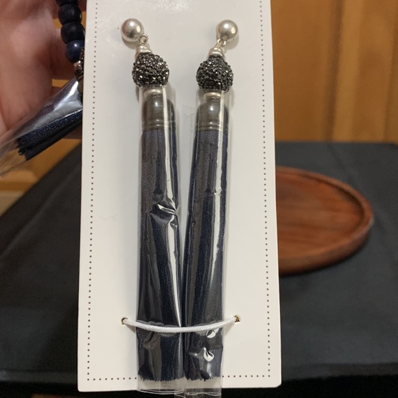 NWOT Stella and Dot Trove necklace and earring set - Picture 5 of 5